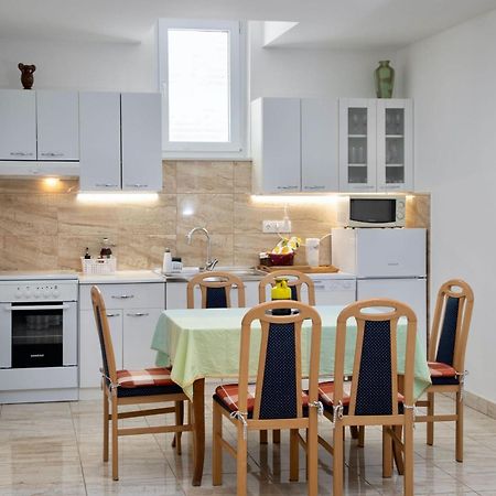 Goldfinch Estate Daire Banjole Dış mekan fotoğraf